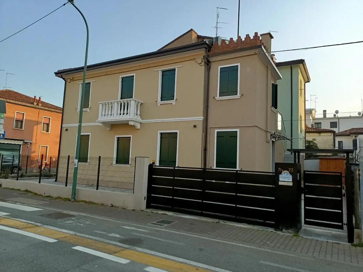 Arcobaleno Rooms Mestre-Venezia Гостевой дом Местре