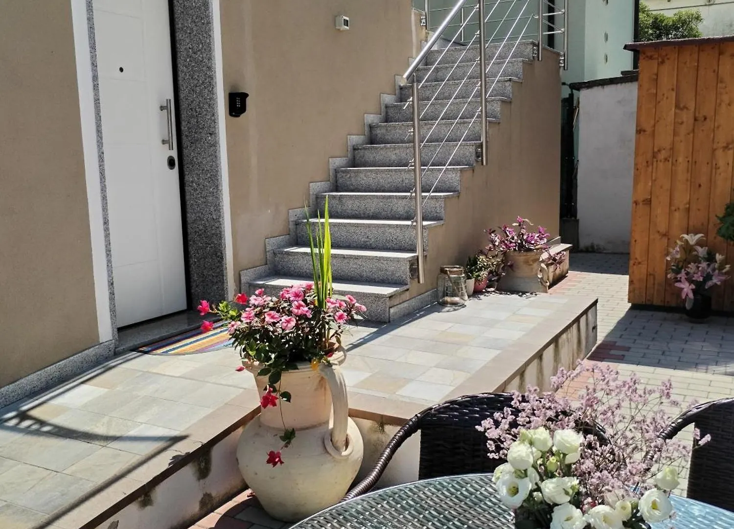 Arcobaleno Rooms Mestre-Venezia 0*, Местре