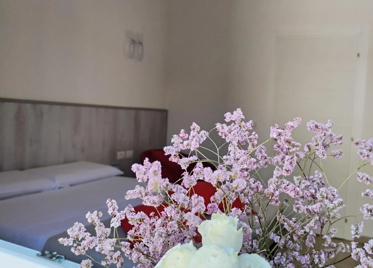 Arcobaleno Rooms Mestre-Venezia 0*, Местре Италия
